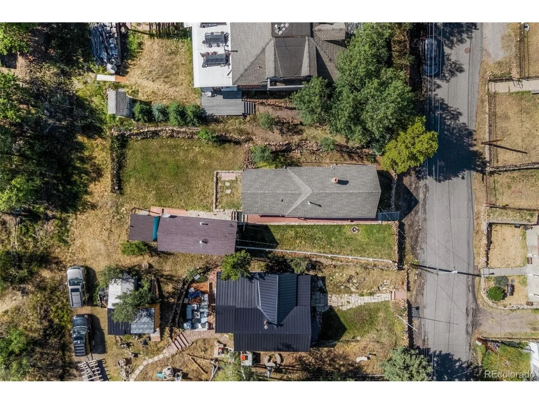 Photo of 350 Spring St