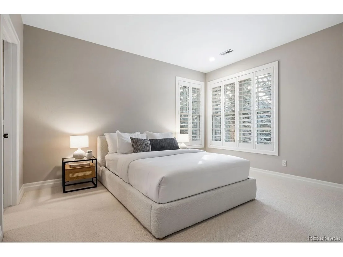 Photo of 295 Jersey St