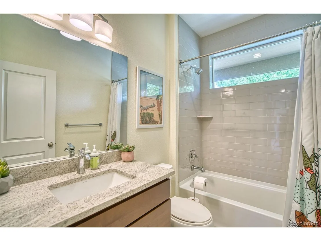Photo of 1522 Moonlight Dr