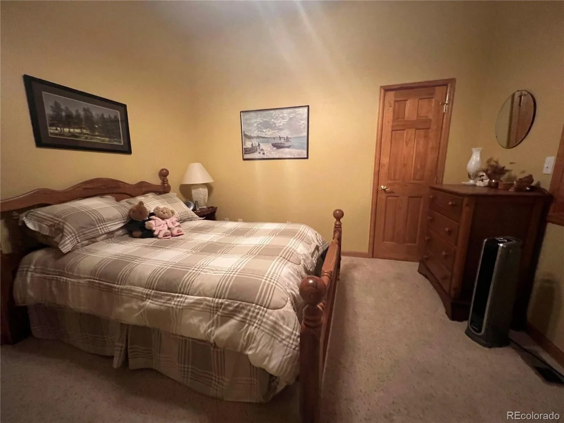 Photo of 67 Burland Dr