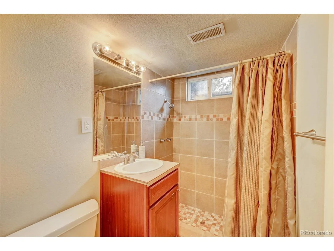 Photo of 6583 Benton Cir