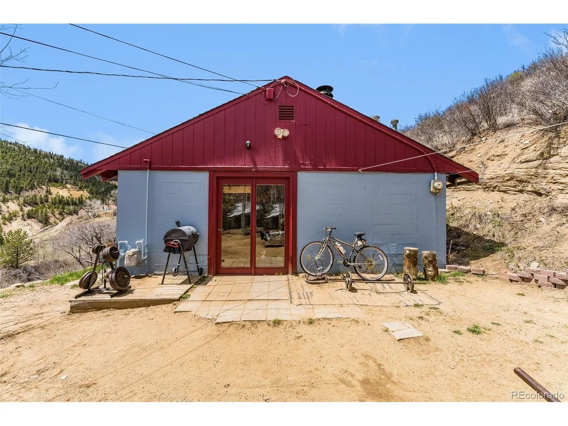 Photo of 200 Casey St