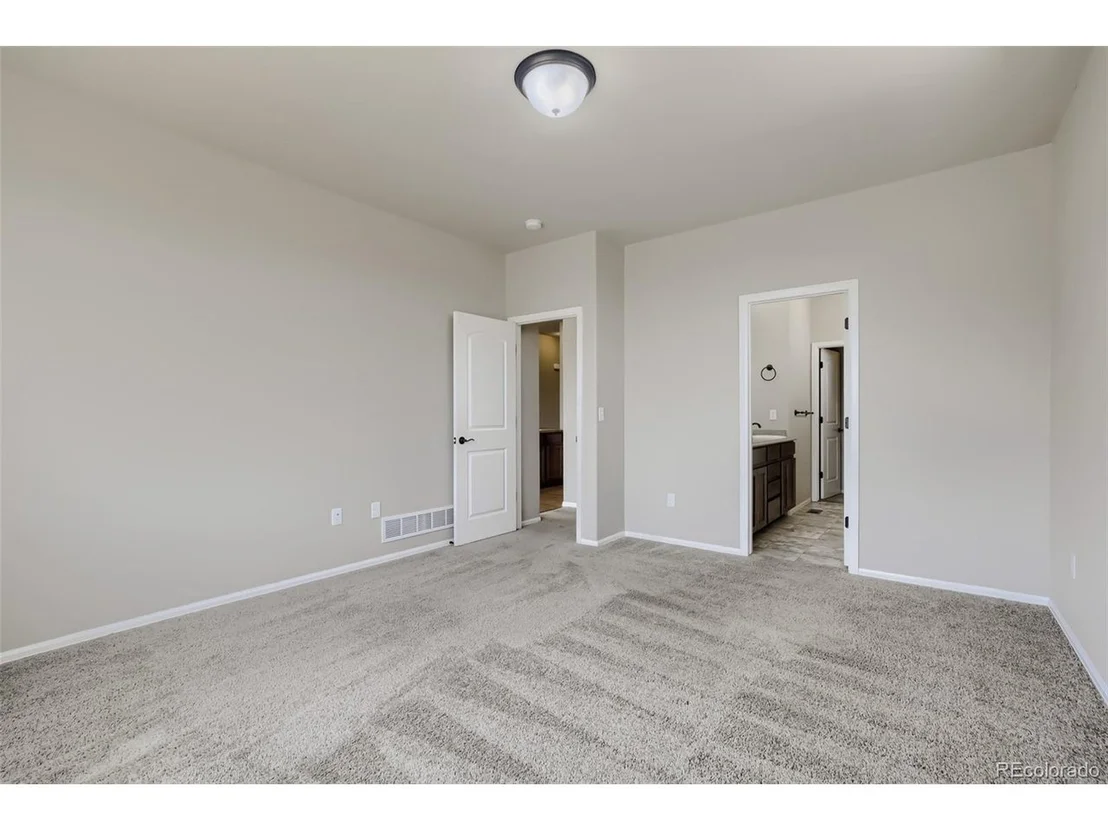 Photo of 1577 First Light Dr