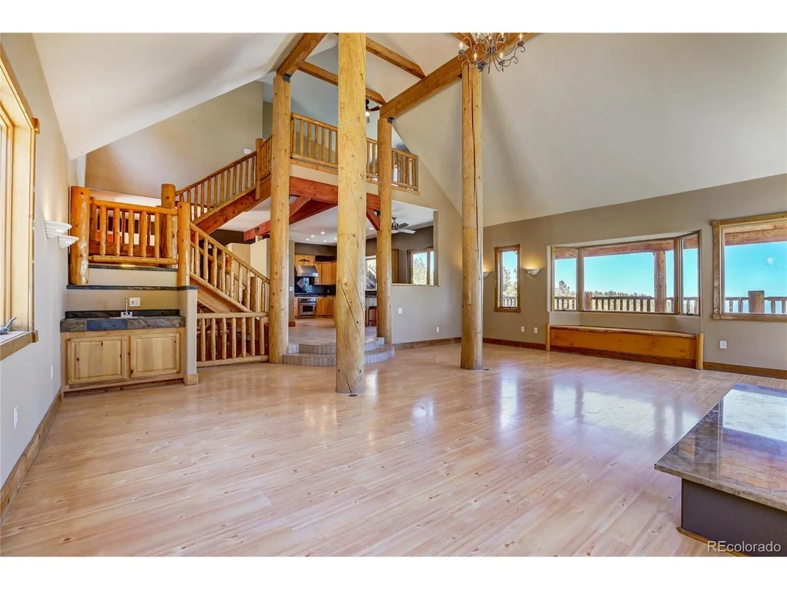 Photo of 449 Squaw Mountain Trl