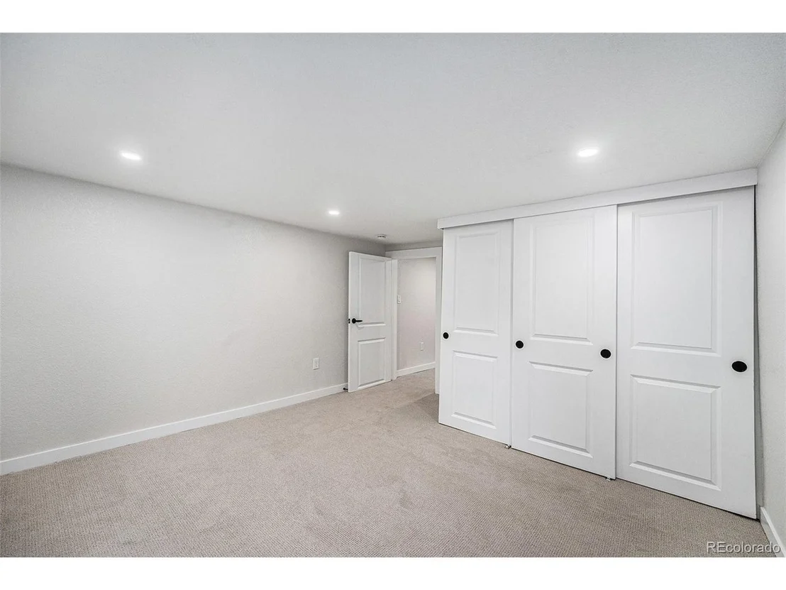 Photo of 5491 Lowell Blvd