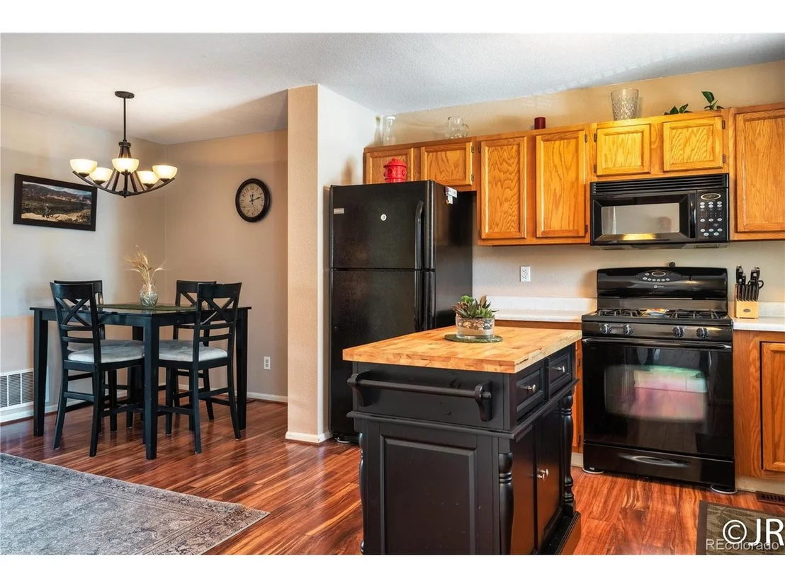 Photo of Unit B at 6260 Everett Ct