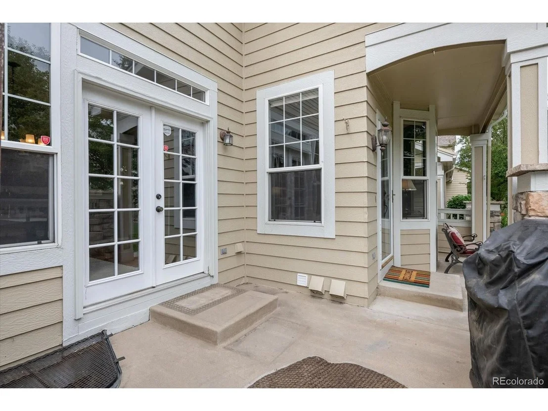 Photo of Unit D at 10124 Grove Loop