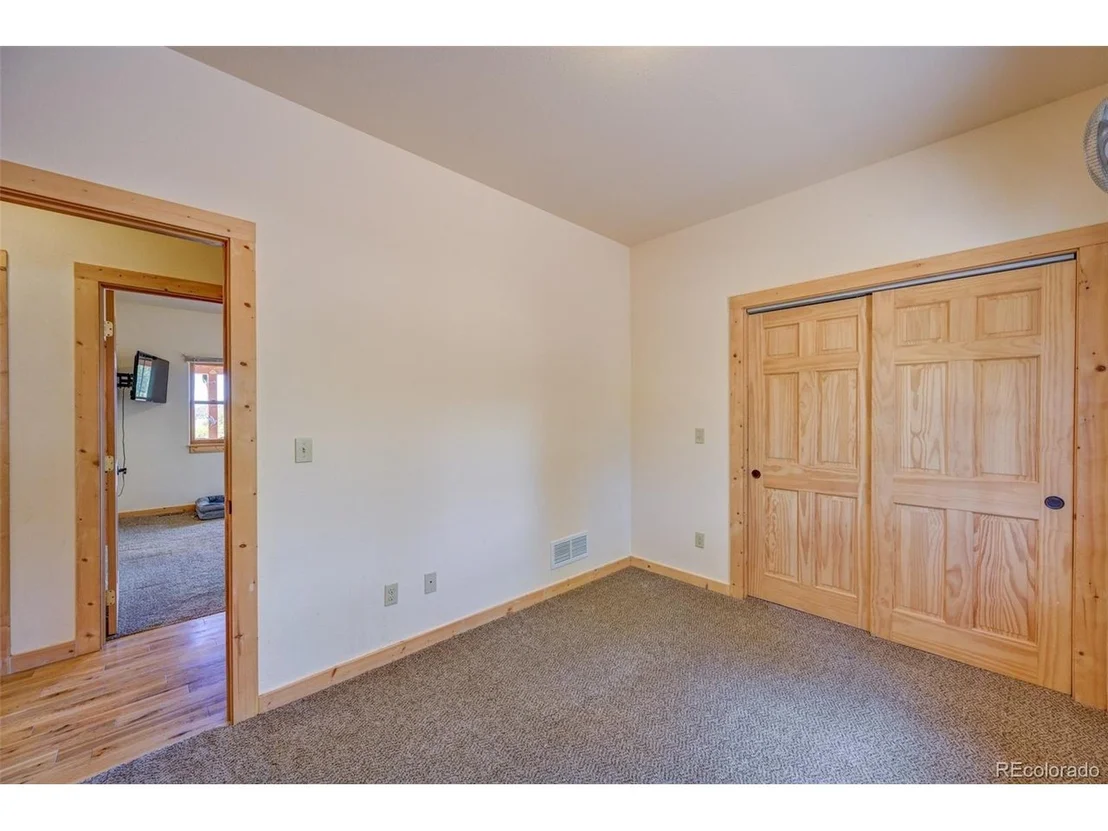 Photo of 2883 Wagon Wheel Rd
