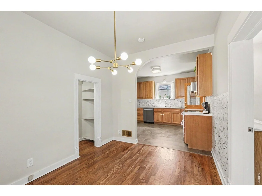 Photo of 222 Maple Ave