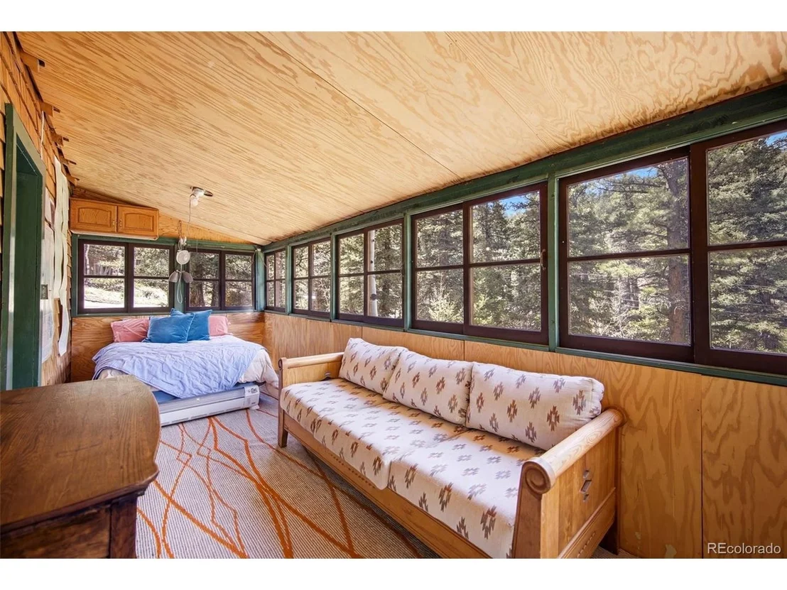 Photo of 652 Payne Gulch Rd