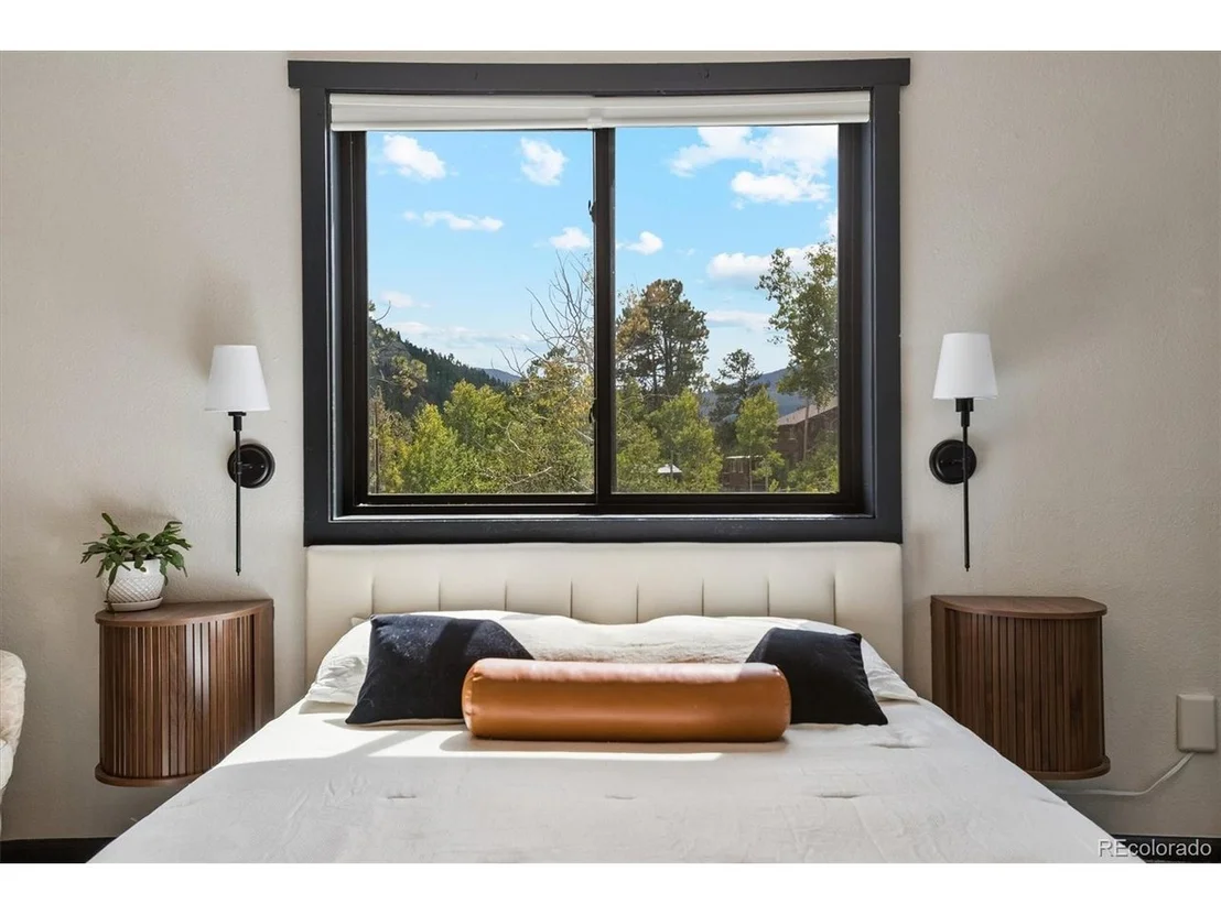 Photo of 38 Pinon Rd