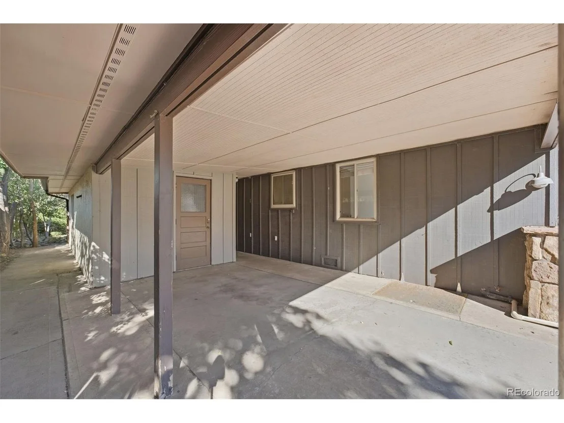 Photo of 4155 Jay St