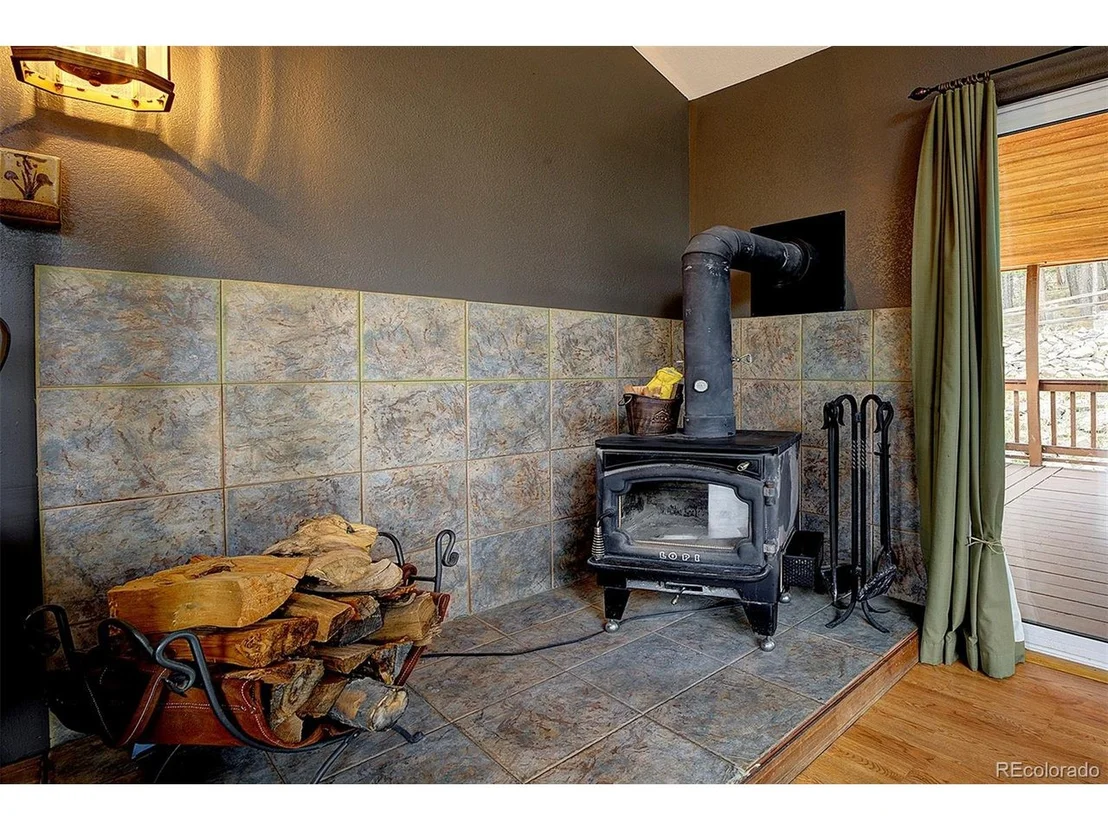 Photo of 32 Aspen Dr