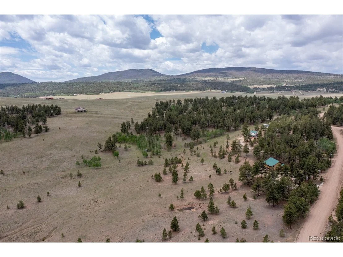 Photo of 2883 Wagon Wheel Rd