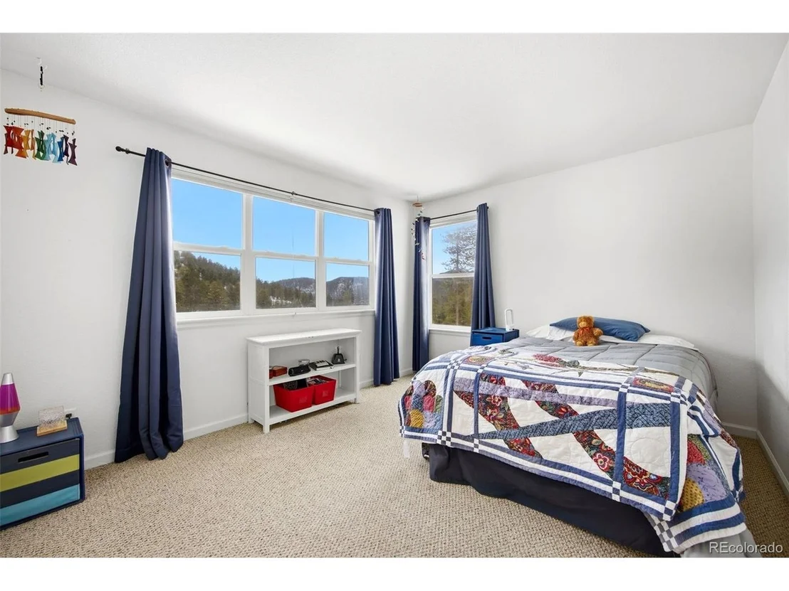 Photo of 7291 Brook Forest Dr