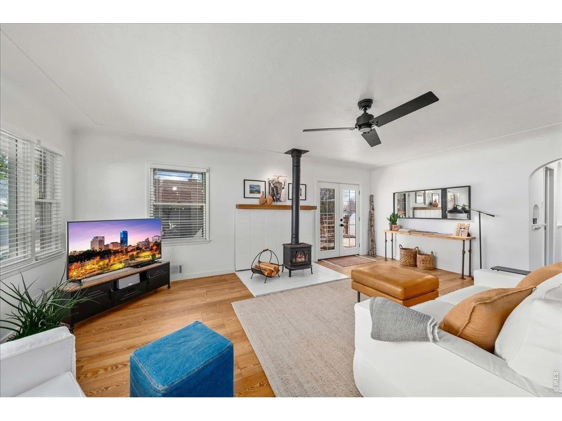 Photo of 321 2nd St