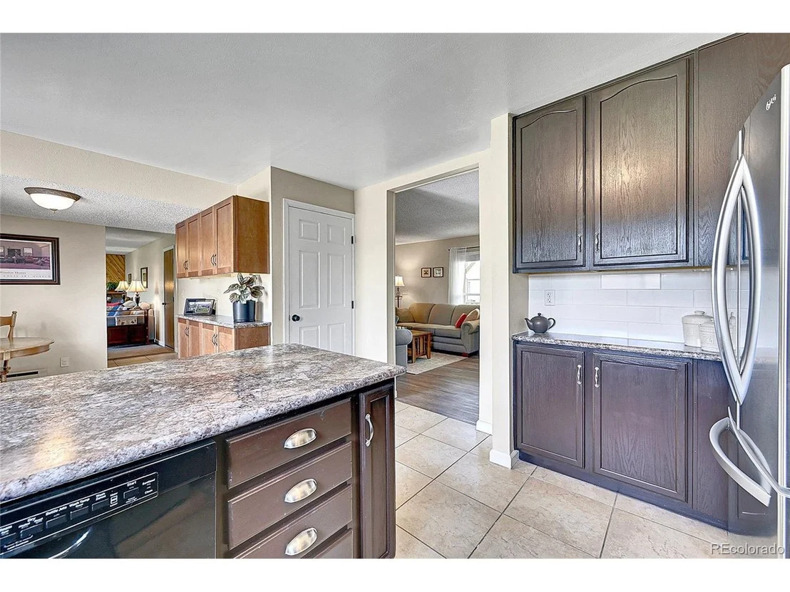 Photo of 1093 Lilac Cir