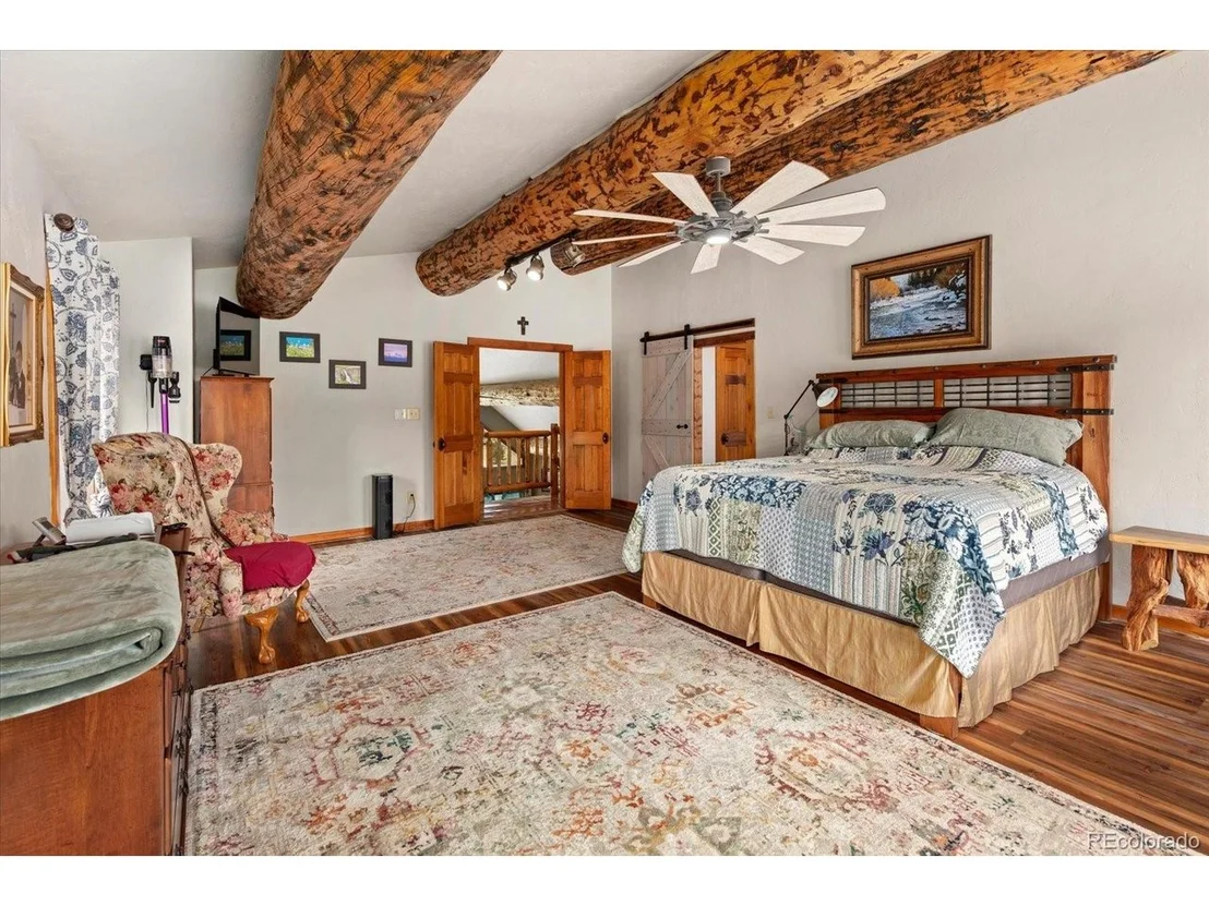 Photo of 40 Bear Ridge Rd