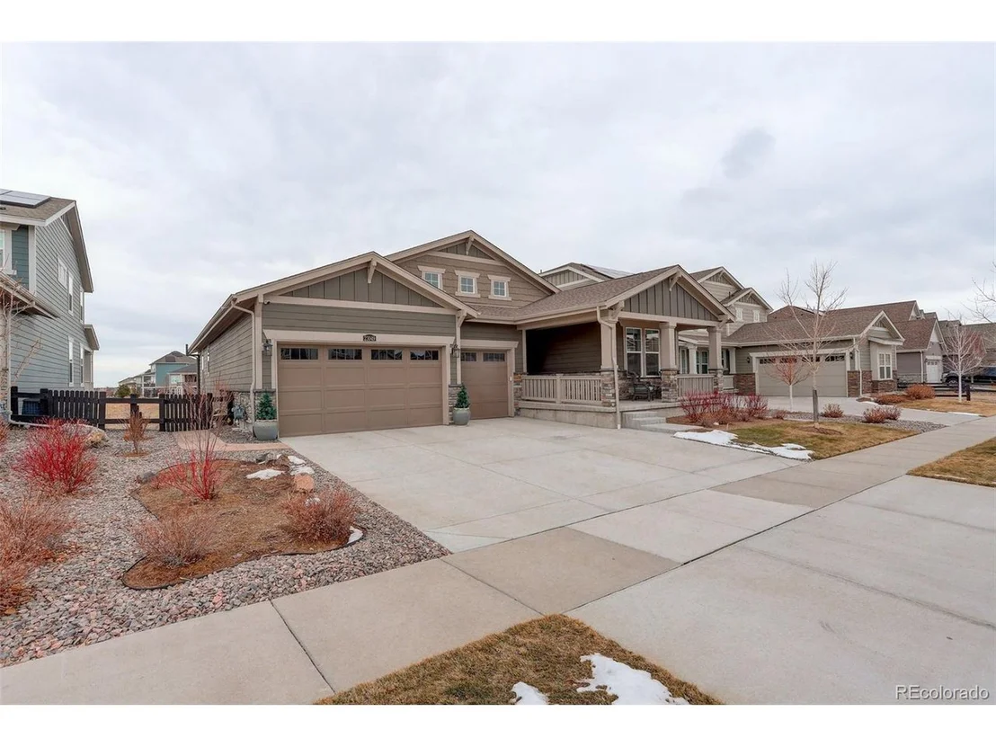 Photo of 23049 E Narrowleaf Dr