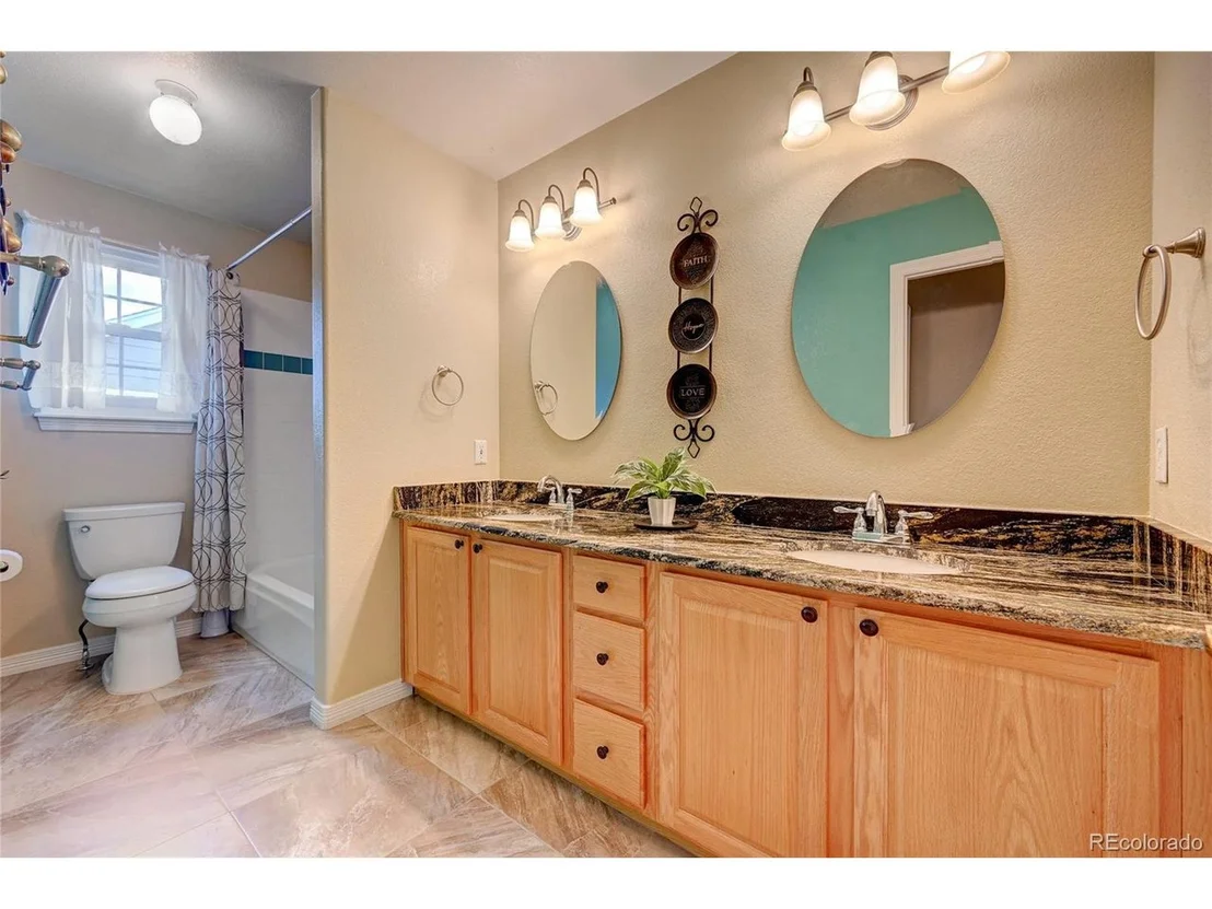 Photo of 10464 Longleaf Dr