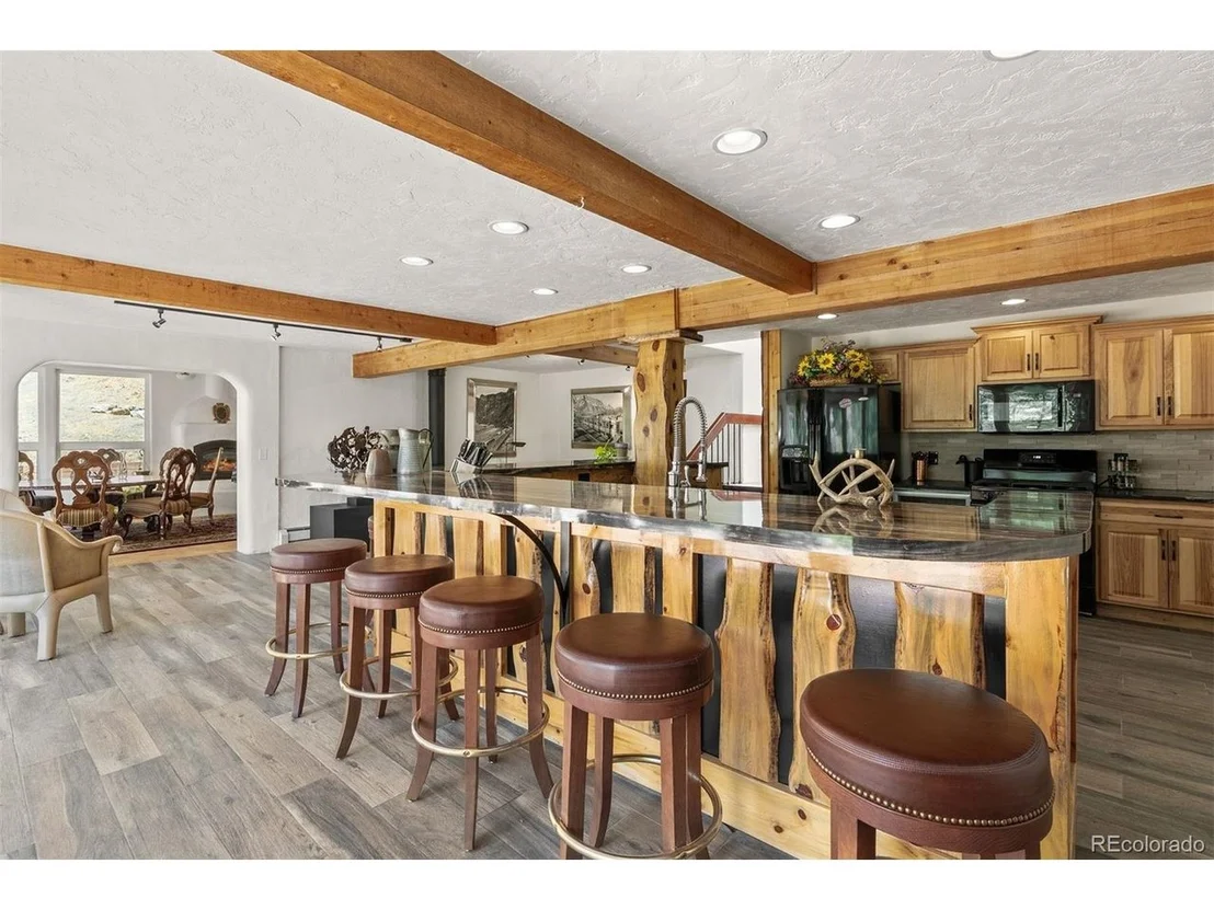 Photo of 1053 Red Moon Rd
