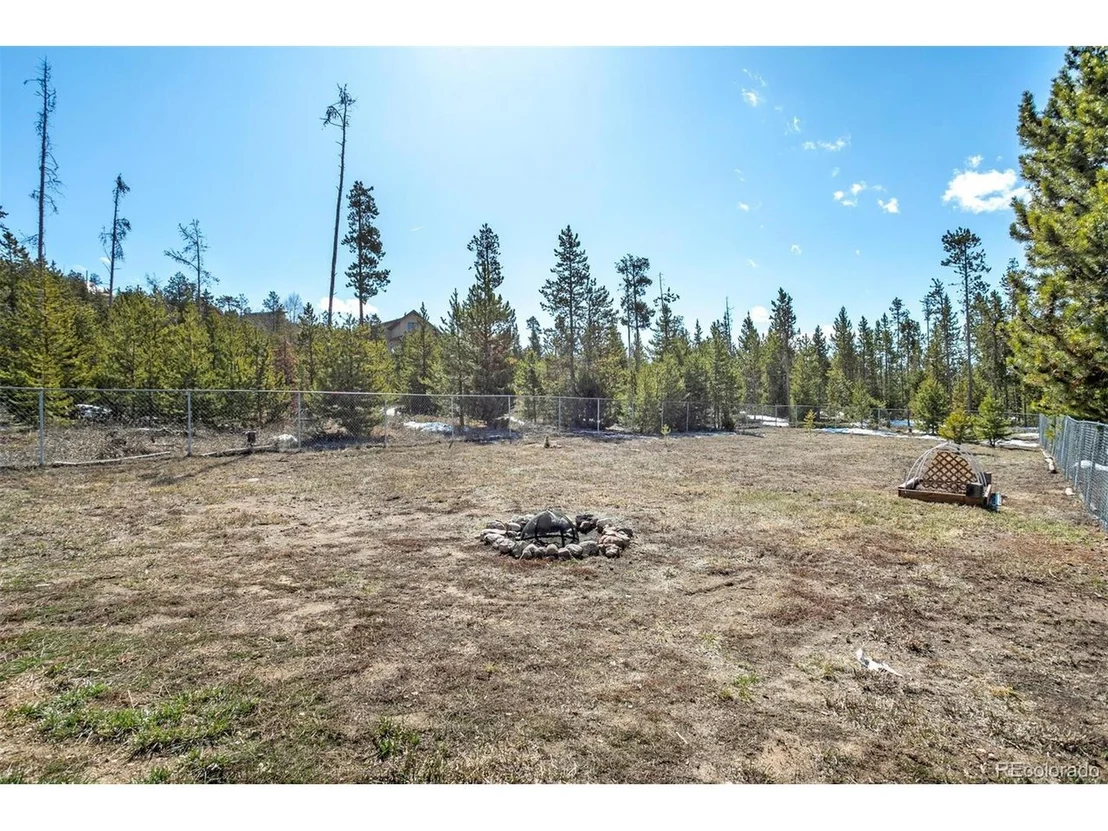 Photo of 457 G Rd