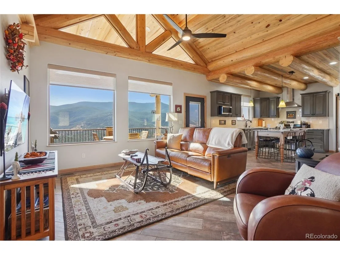 Photo of 884 Pine Hollow Road