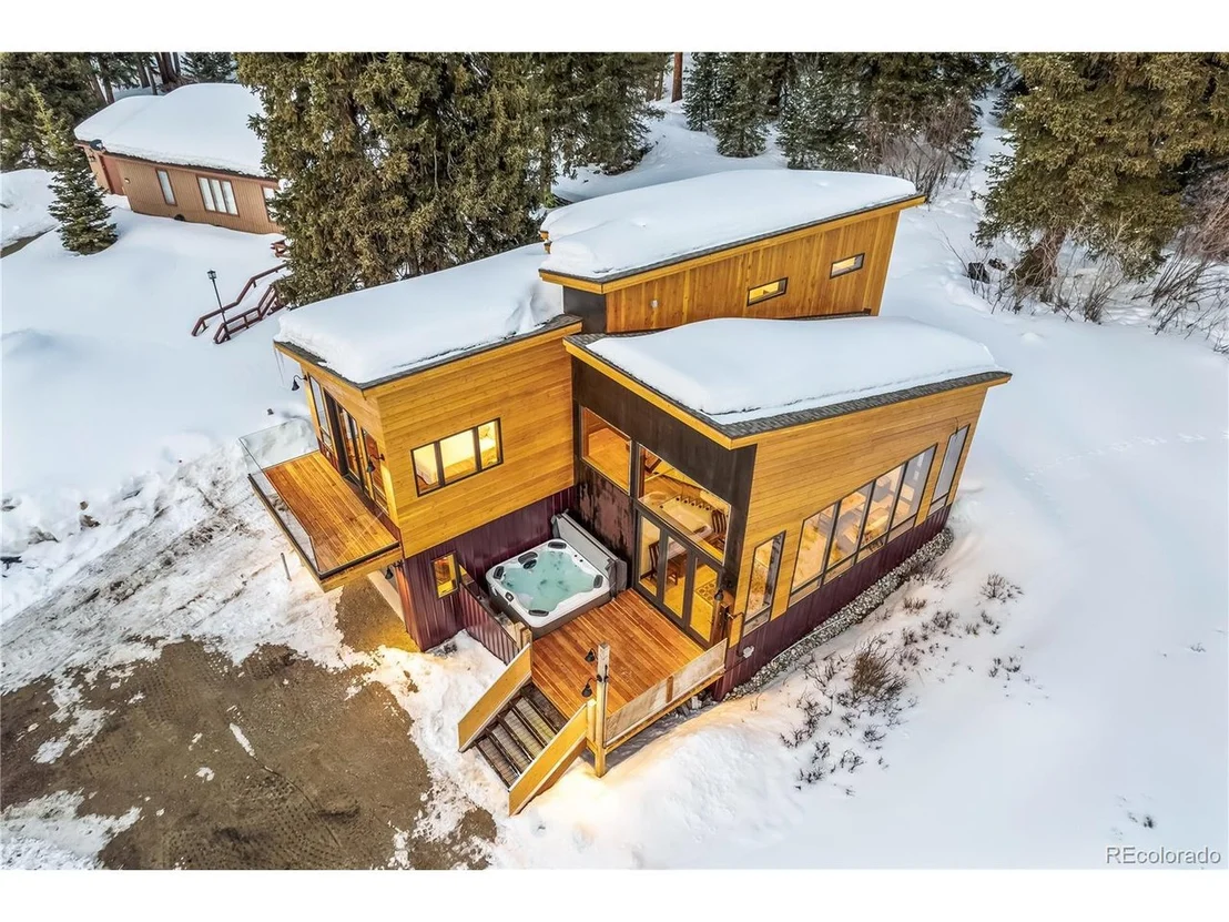 Photo of 162 Doris Dr