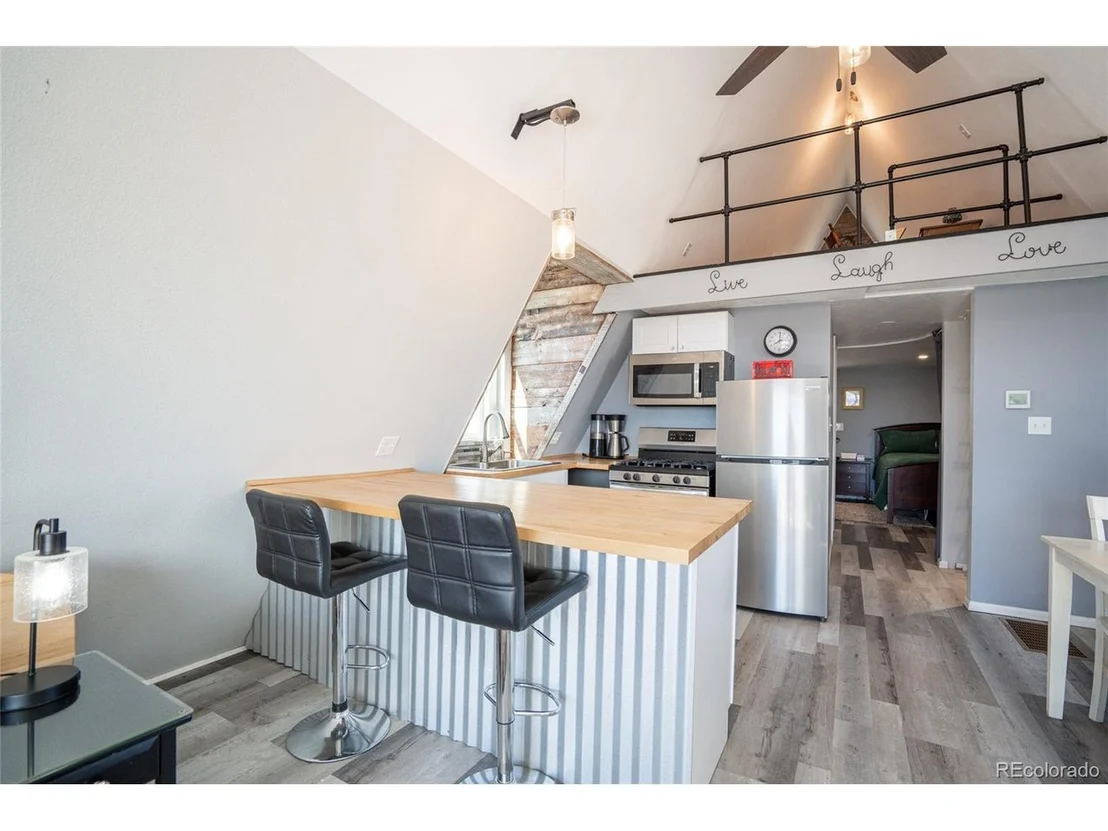 Photo of 331 Frenchman Rd