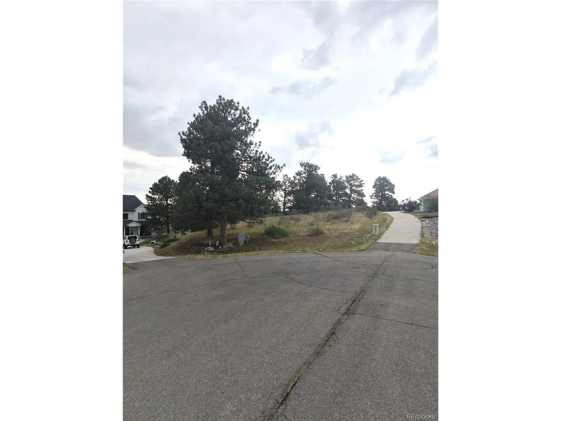 Photo of 46341 Needleleaf Ln