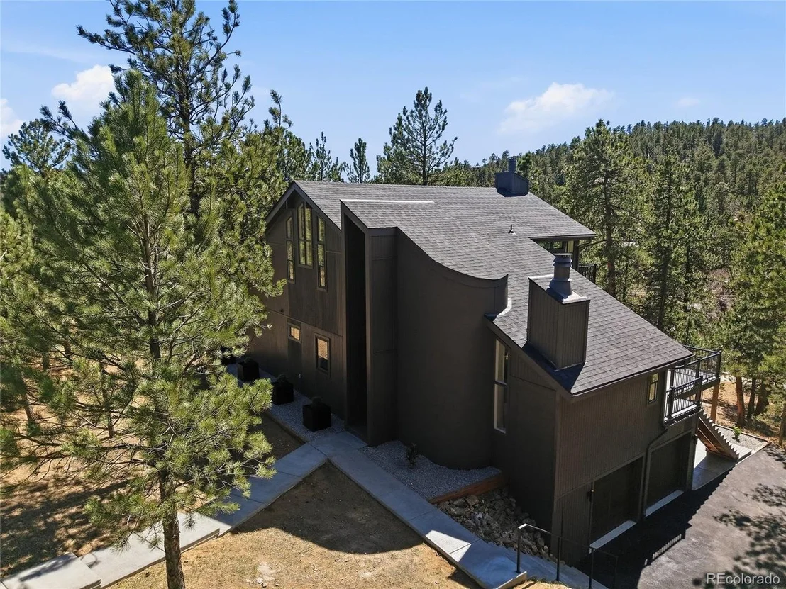 Photo of 2861 Olympia Ln