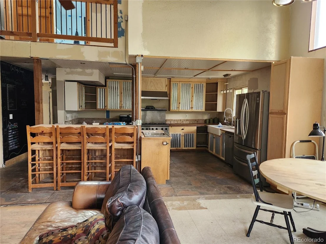 Photo of 760 N Pine Dr