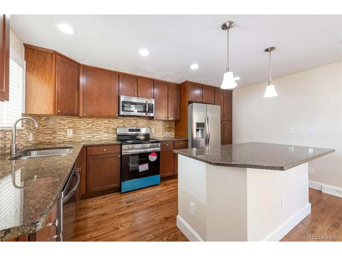 Photo of 805 Opal Way