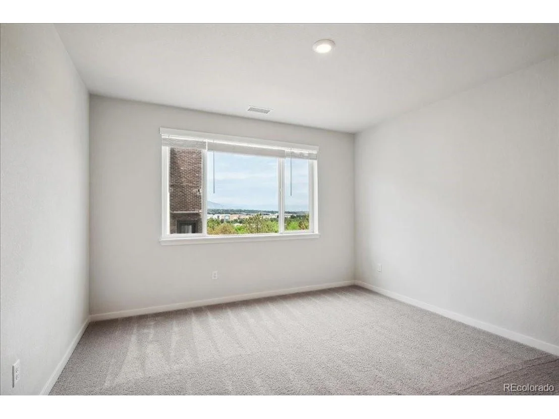 Photo of Unit 1206 at 487 Interlocken Blvd