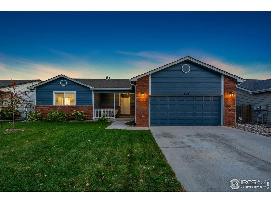 Photo of 305 Amber Dr