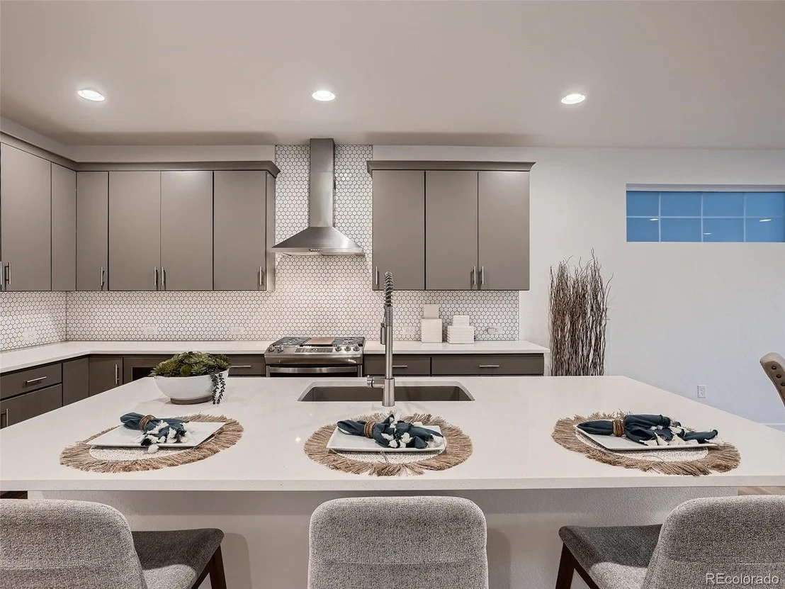 Photo of 11025 Sunshimmer Cir