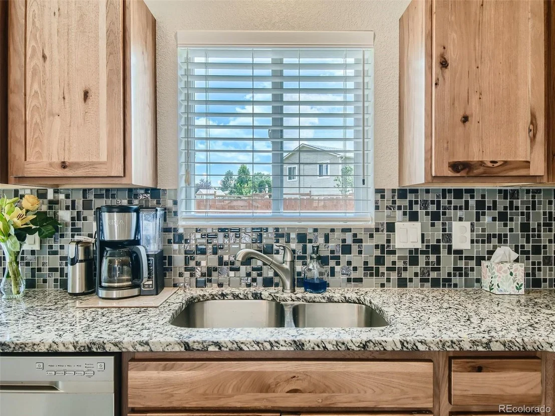 Photo of 416 Clover Ct