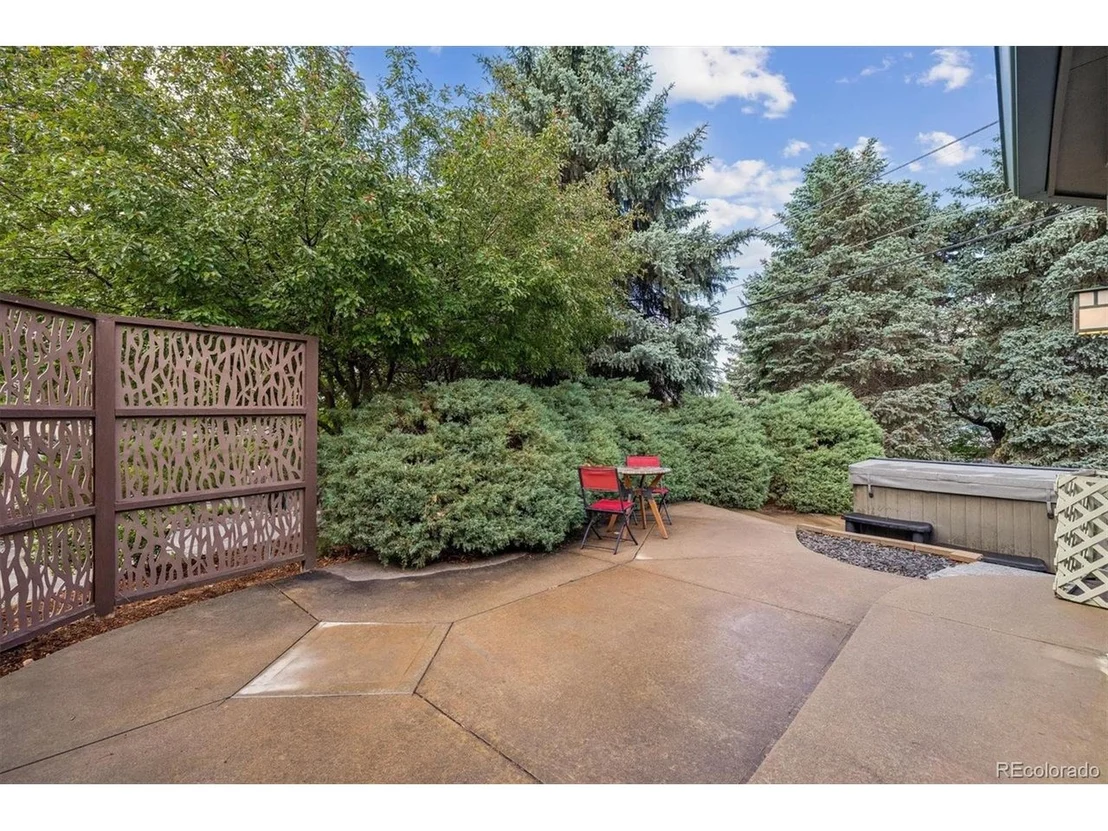 Photo of 4070 Field Dr