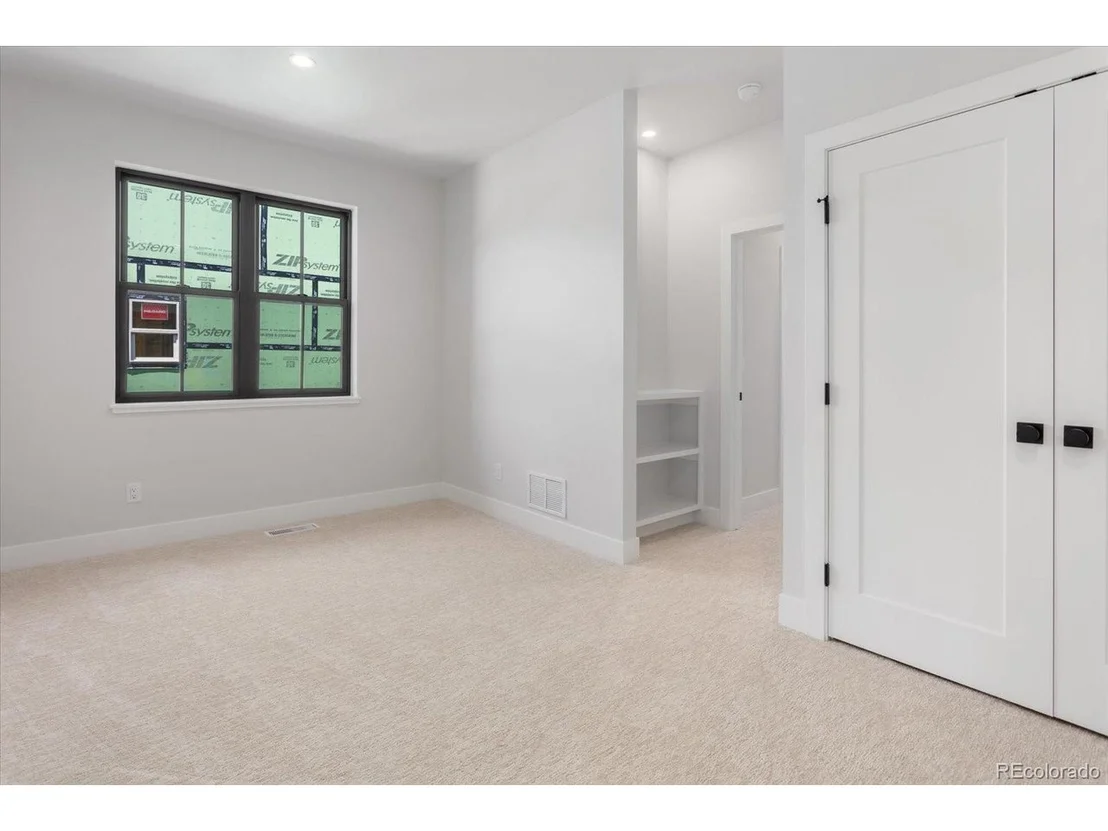 Photo of 115 Chase St