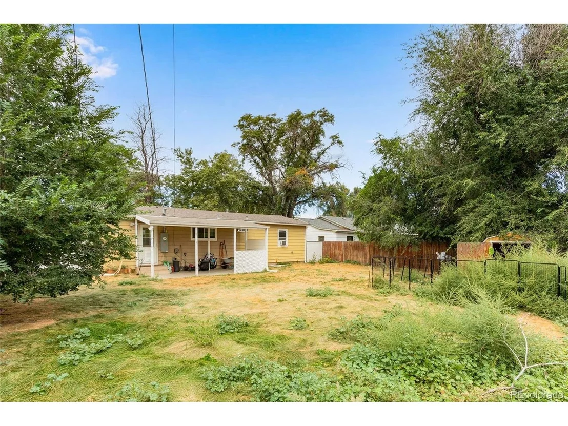 Photo of 110 25th Ave