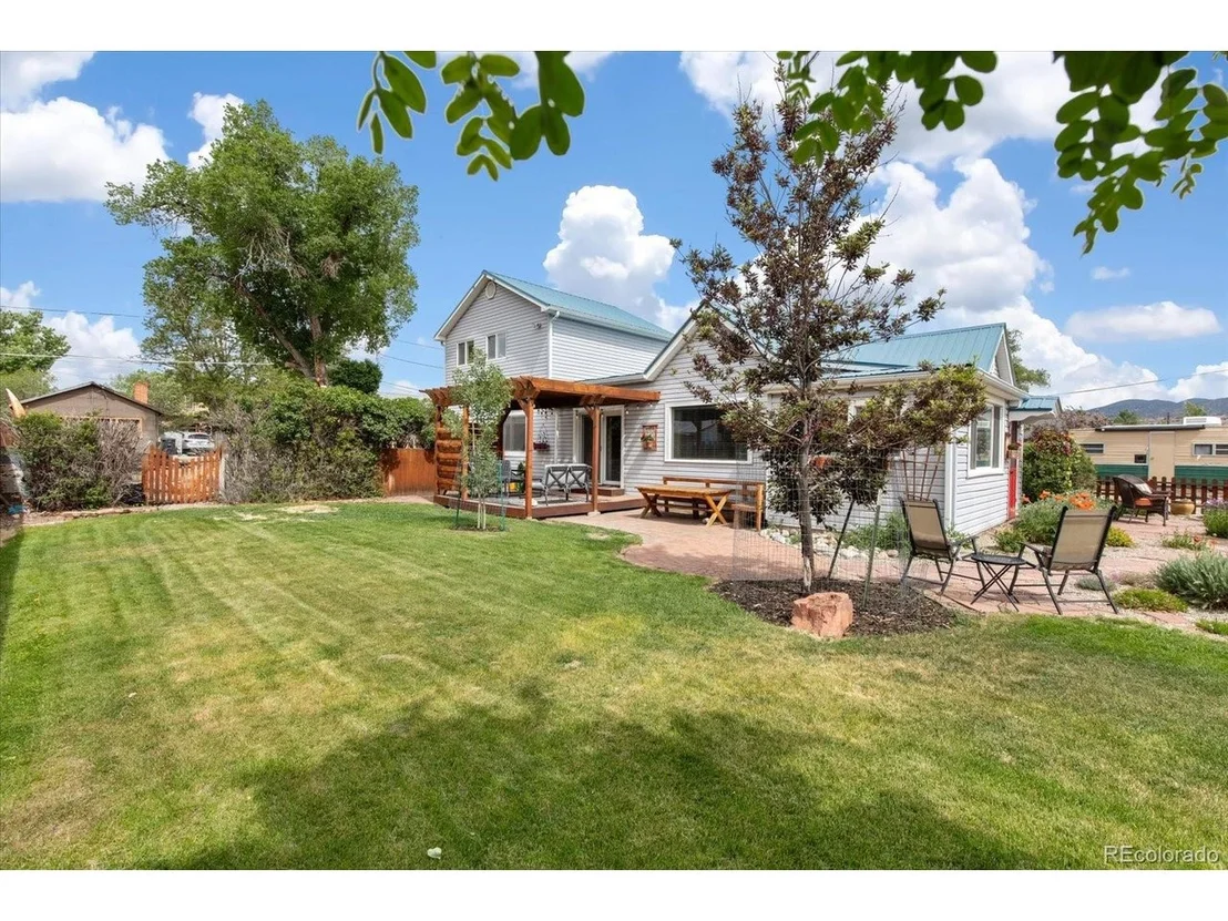 Photo of 212 Blake St