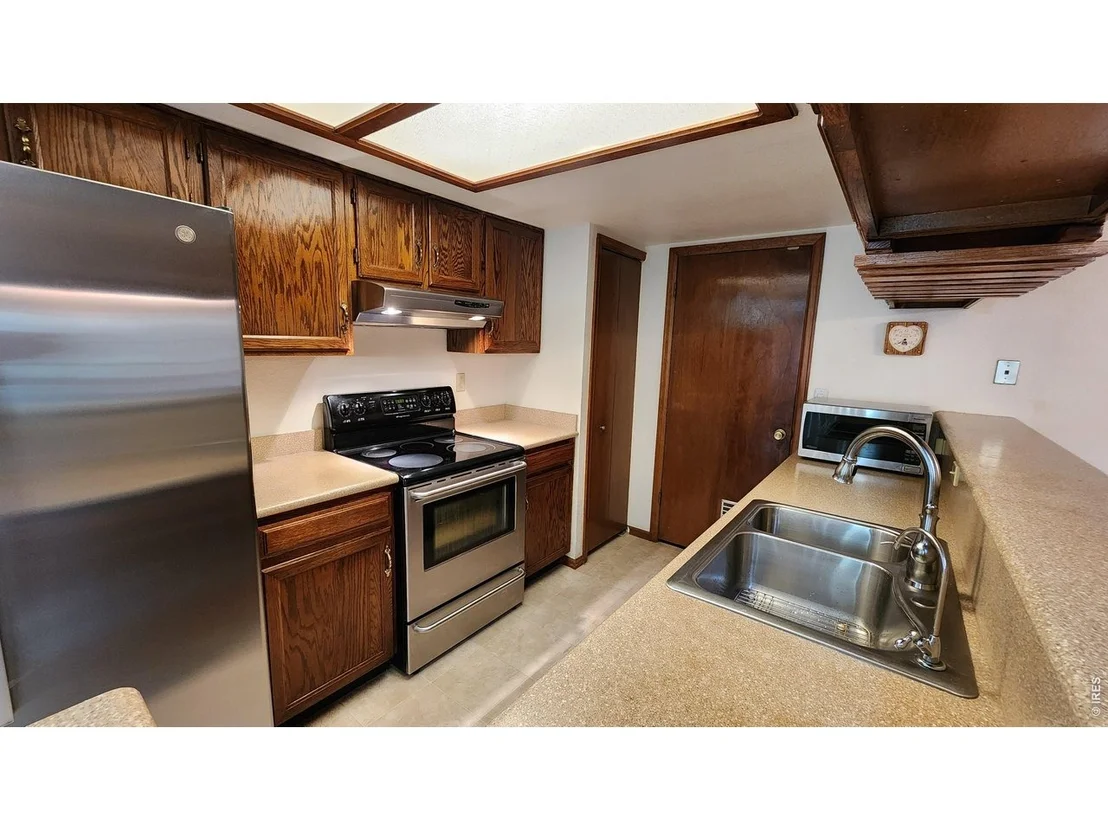 Photo of 6239 Willow Ln