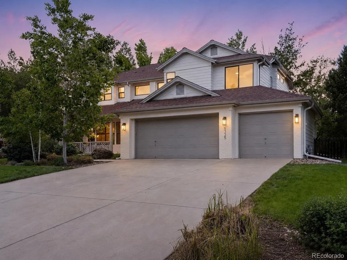 Photo of 5325 Pinehurst Dr