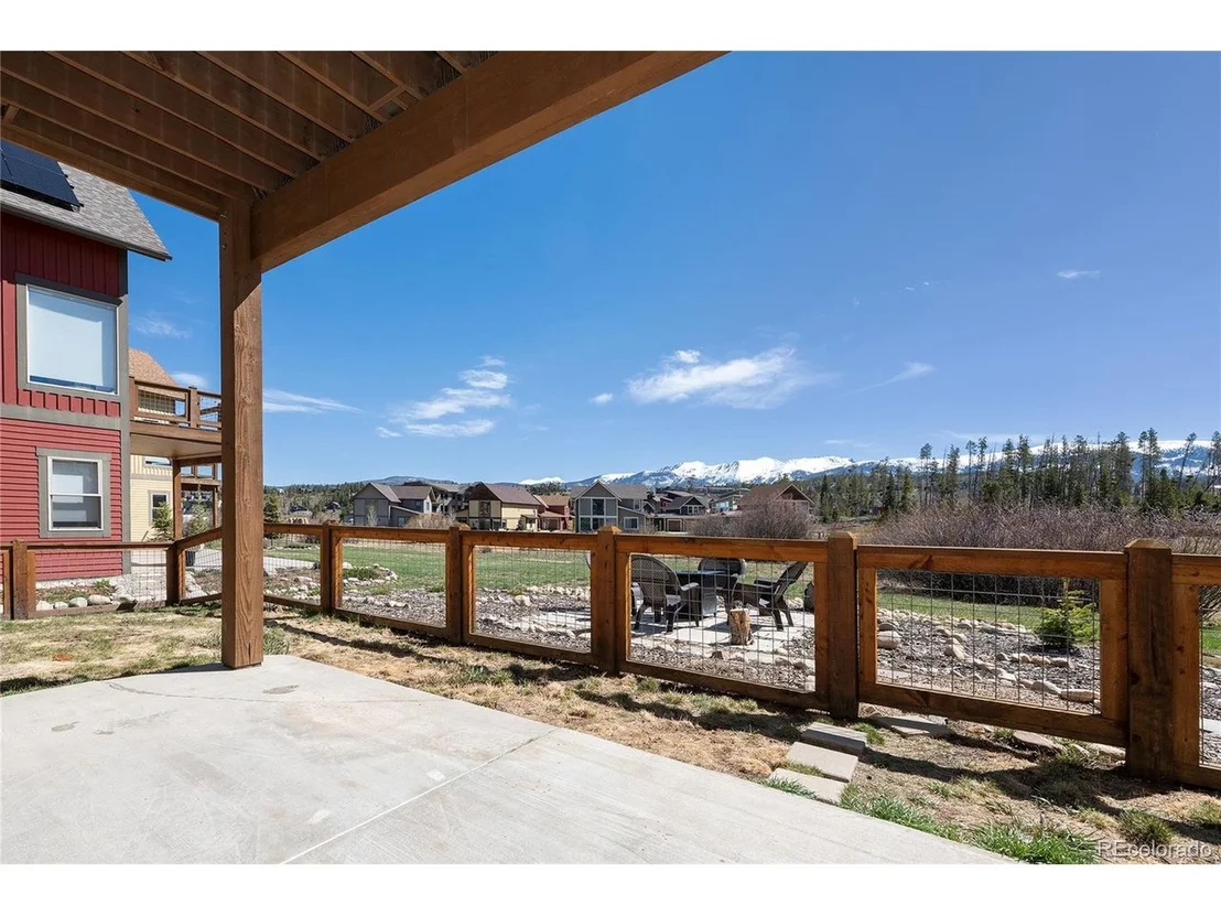 Photo of 205 Elk Ranch Rd