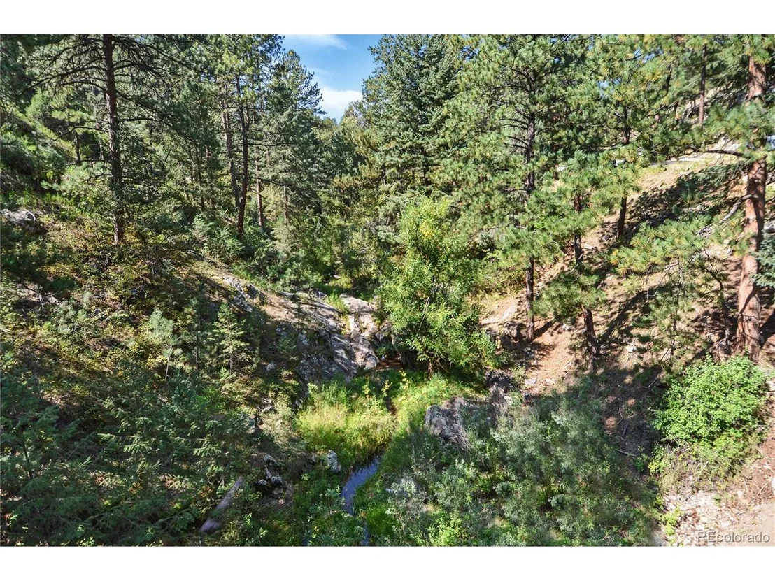 Photo of 3074 High Rd