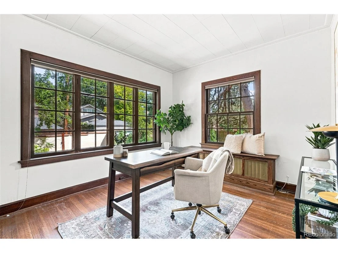 Photo of 2398 Colorado Blvd