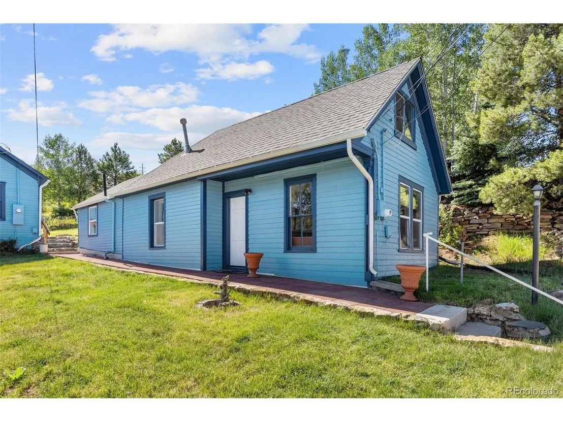 Photo of 350 Spring St