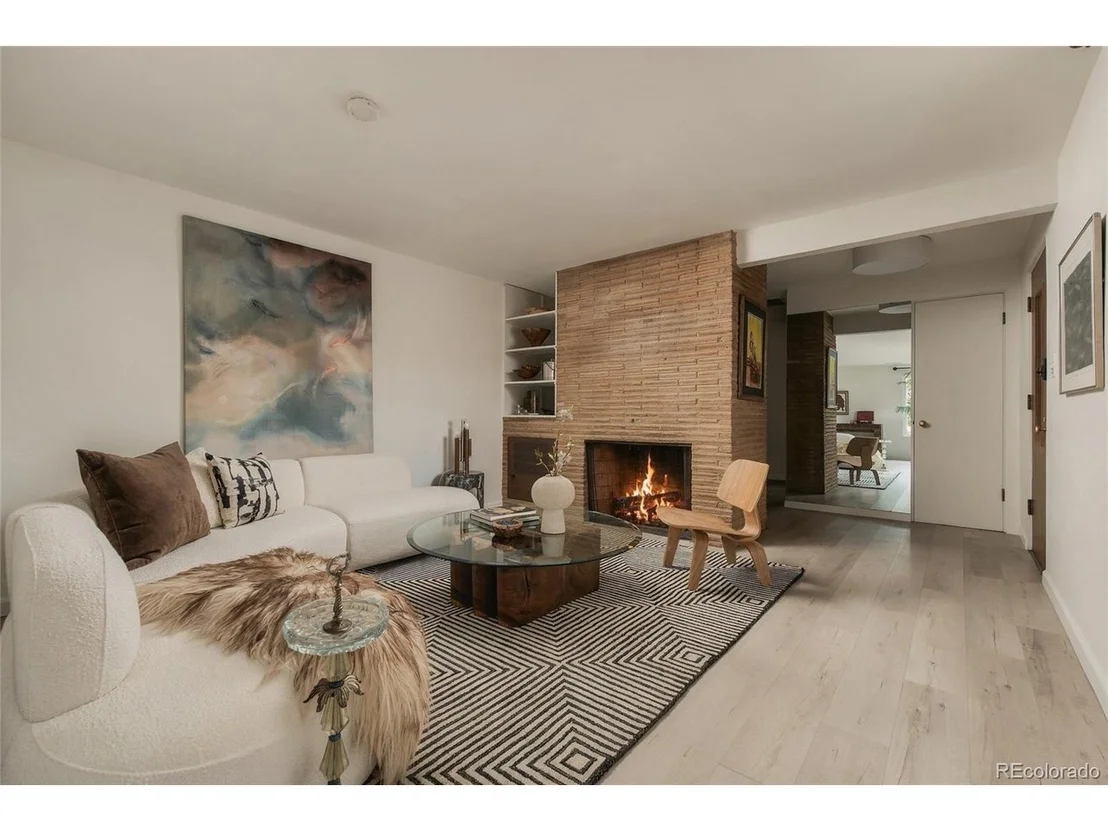 Photo of 4050 Field Dr