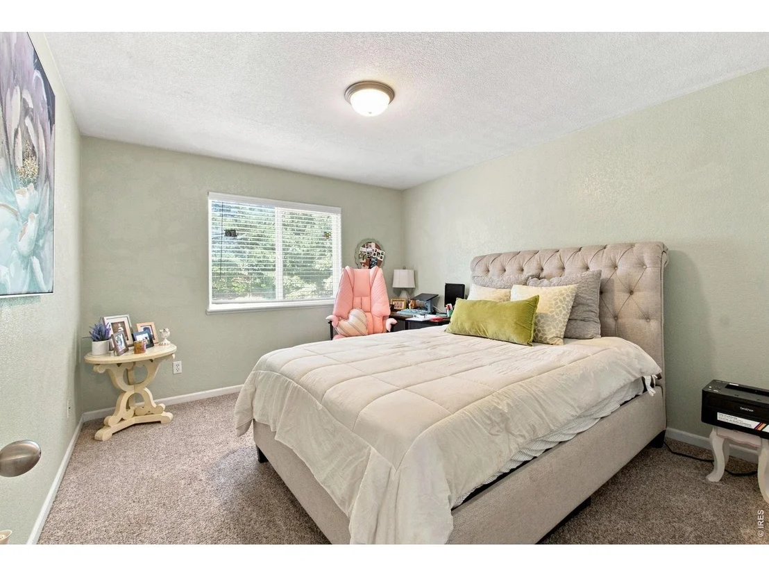 Photo of 32 Sandstone Dr