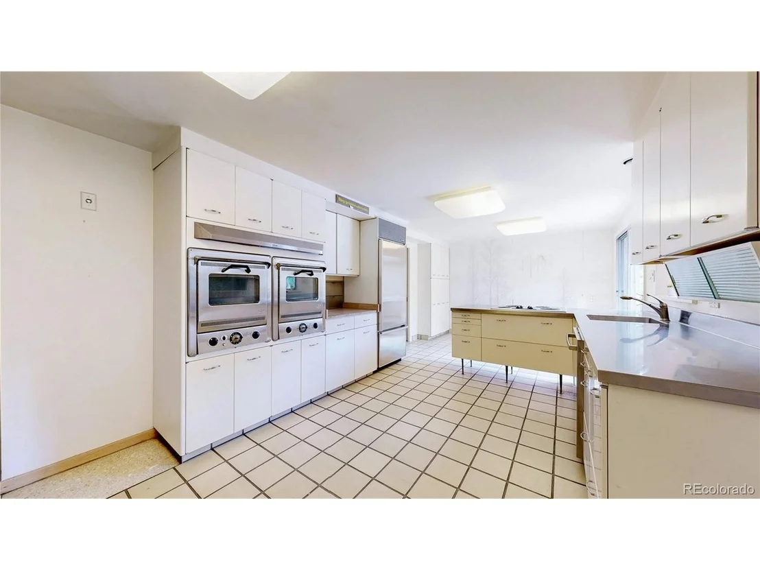 Photo of 340 Clermont St Pkwy